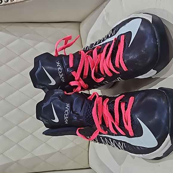 RARE NIKE HYPERDUNK MEN ' S SNEAKERS - Picture 2 of 4